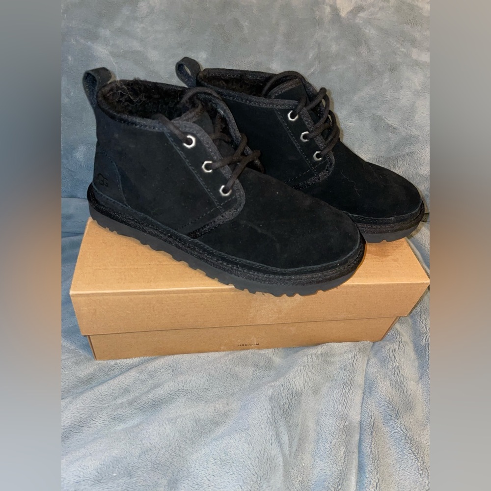 Ugg Neumel